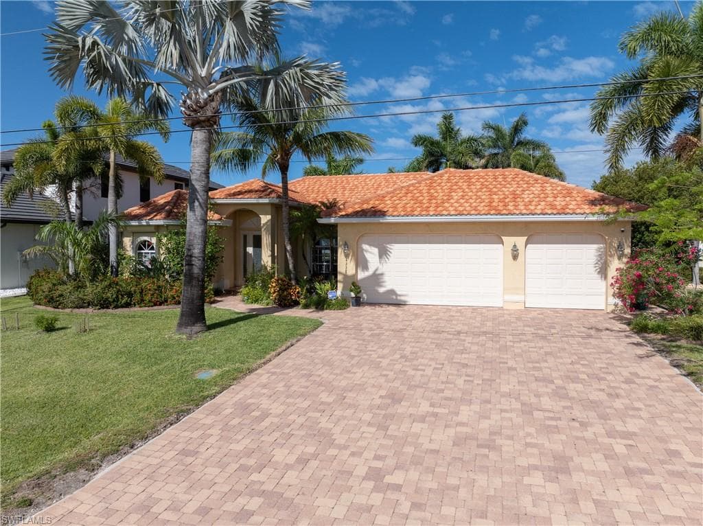 4228 SW 23rd PL CAPE CORAL, FL 33914