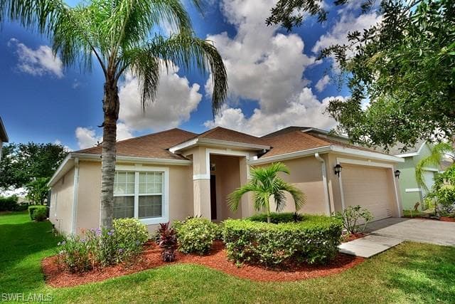 8887 Falcon Pointe LOOP FORT MYERS, FL 33912