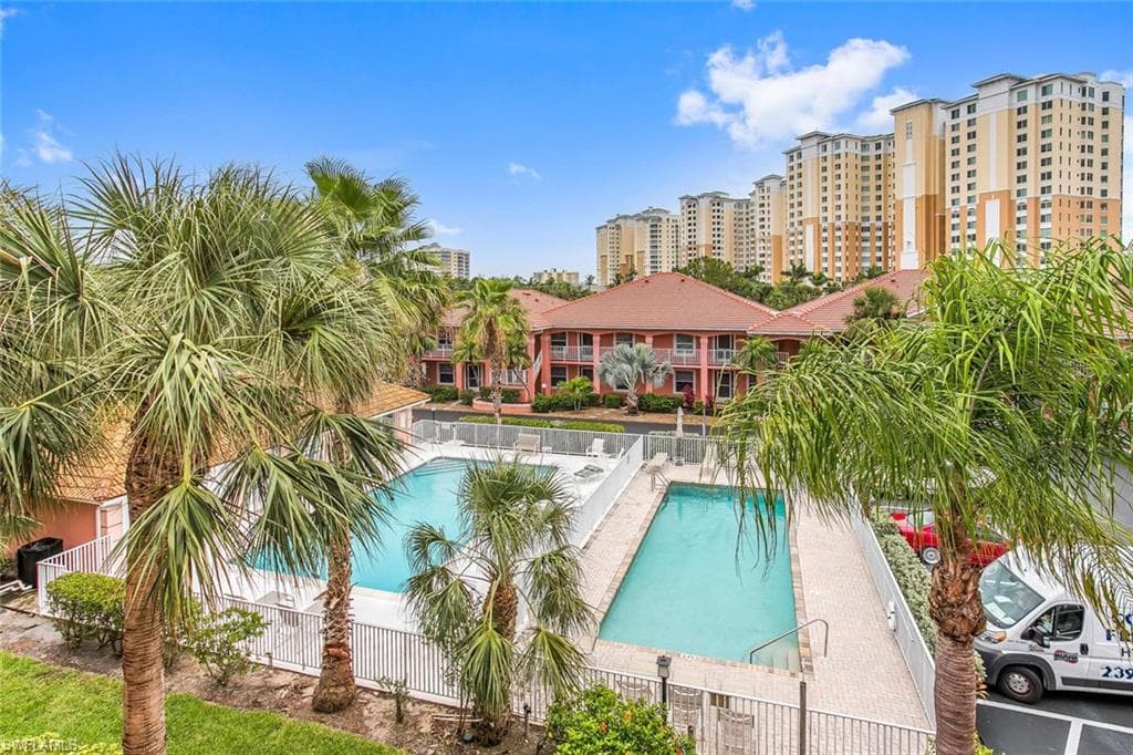 519 ROMA CT 306 NAPLES, FL 34110