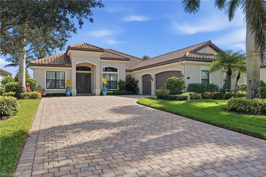 3328 Runaway LN NAPLES, FL 34114