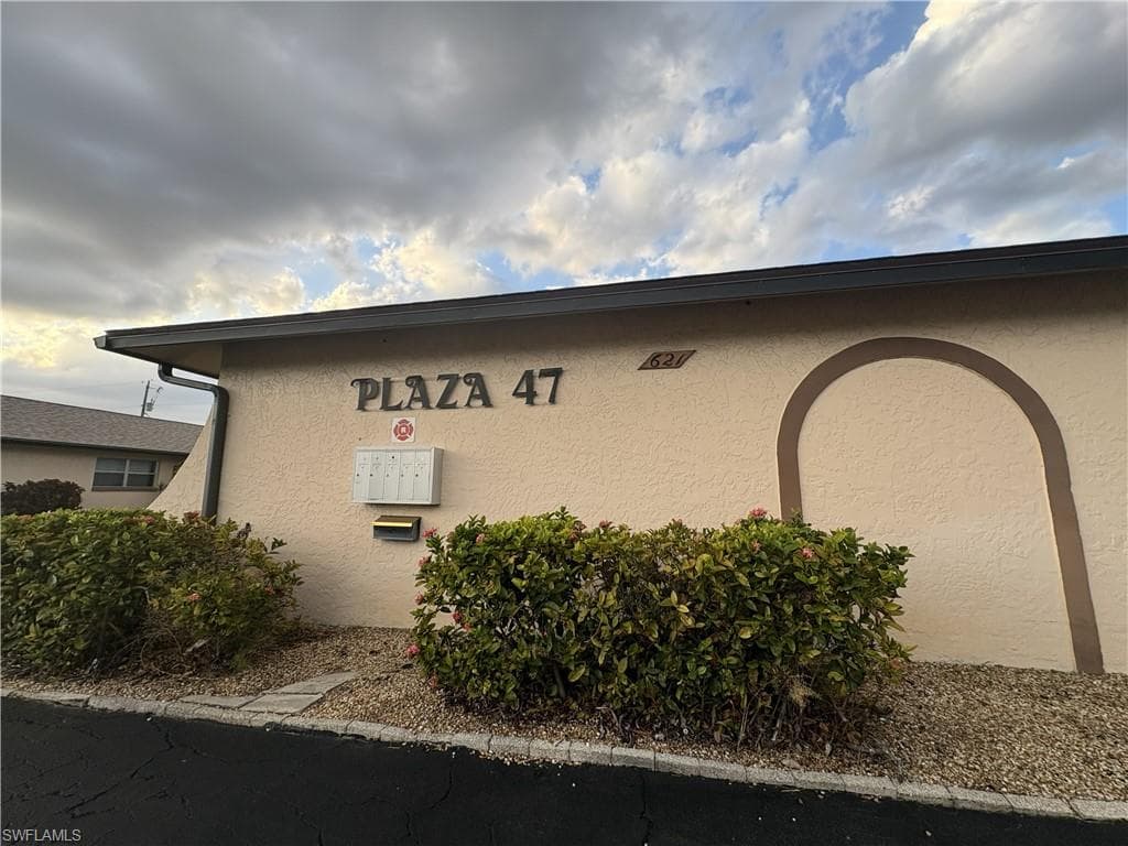 619 SE 47th ST 5 CAPE CORAL, FL 33904