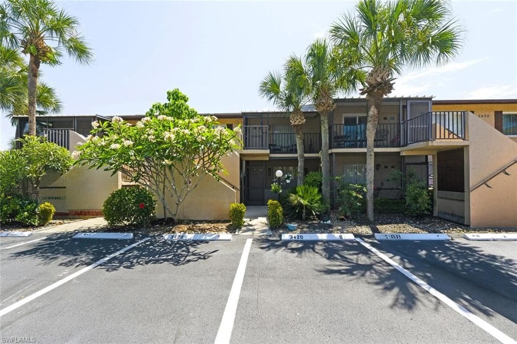 3420 Frosty WAY 4910 NAPLES, FL 34112