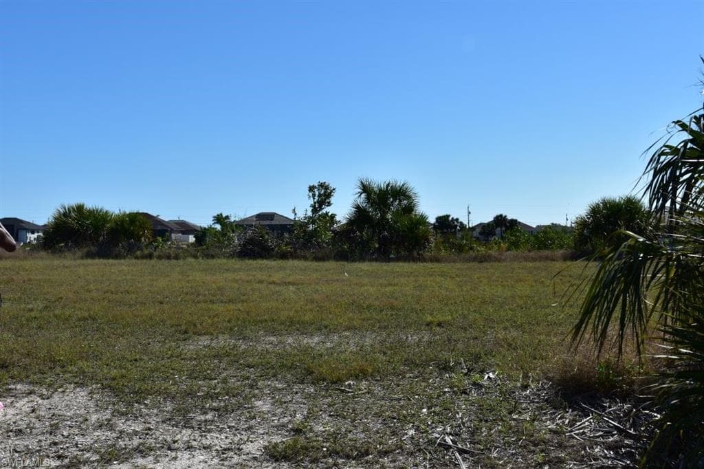 4304 NW 36th ST CAPE CORAL, FL 33993