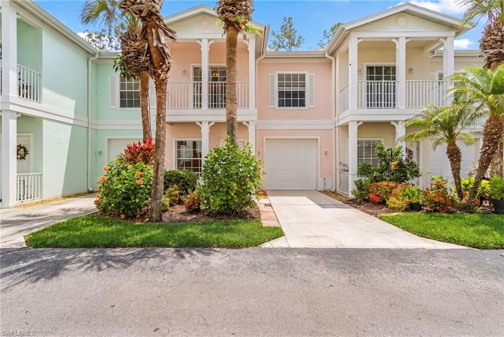 3285 Lindsey LN 2 NAPLES, FL 34109