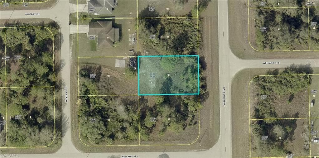 540 Columbus BLVD S LEHIGH ACRES, FL 33974