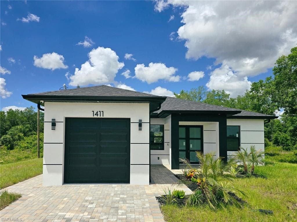 1411 Moore AVE LEHIGH ACRES, FL 33972
