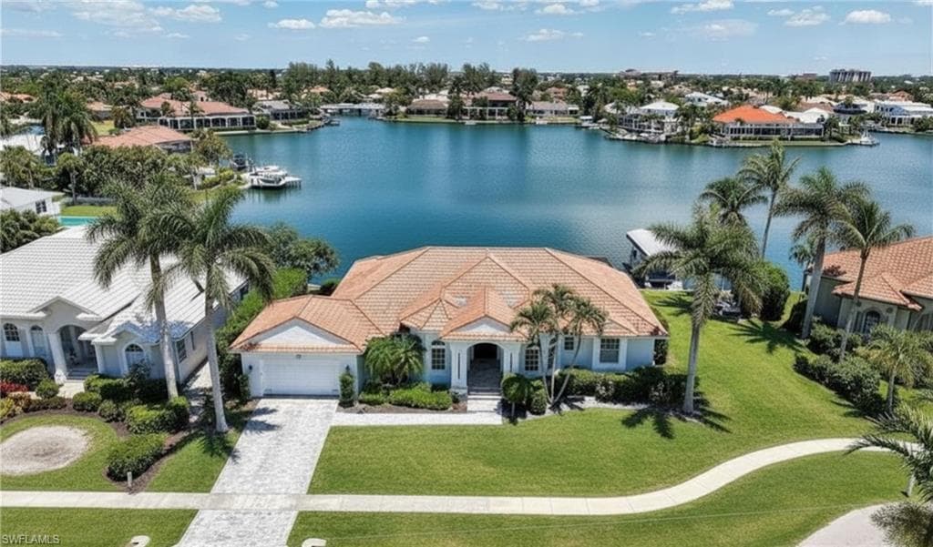 419 Spinnaker DR MARCO ISLAND, FL 34145