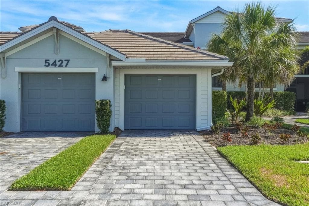 5427 Double Eagle CIR 2823 AVE MARIA, FL 34142