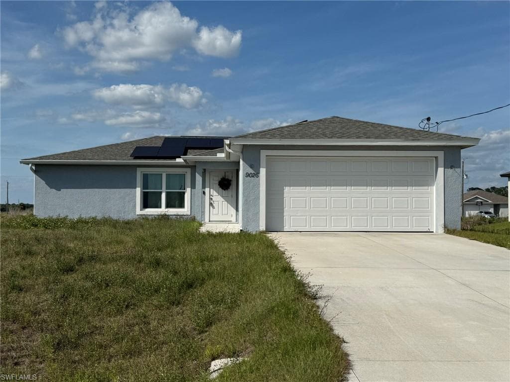 9026 Justice CIR LABELLE, FL 33935