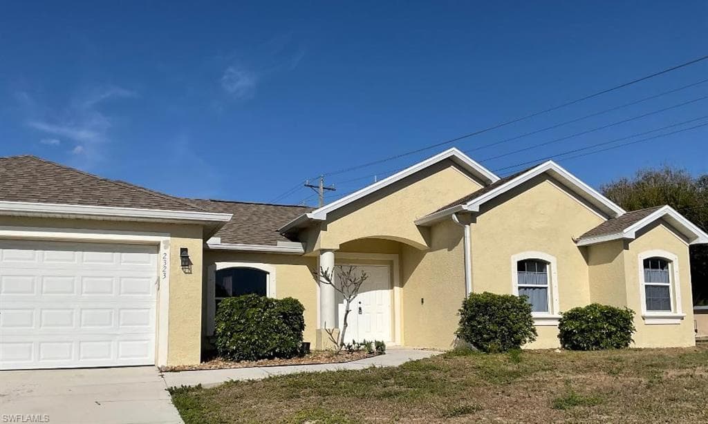 2323 NE 26th ST CAPE CORAL, FL 33909