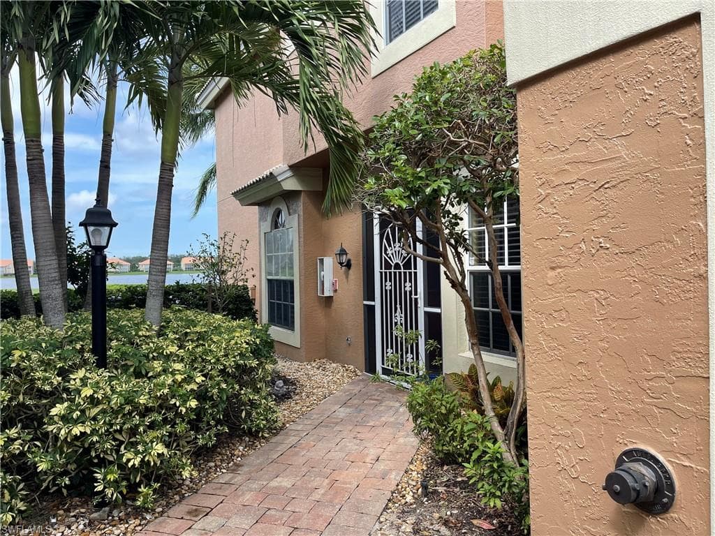 28068 Cavendish CT 2301 BONITA SPRINGS, FL 34135