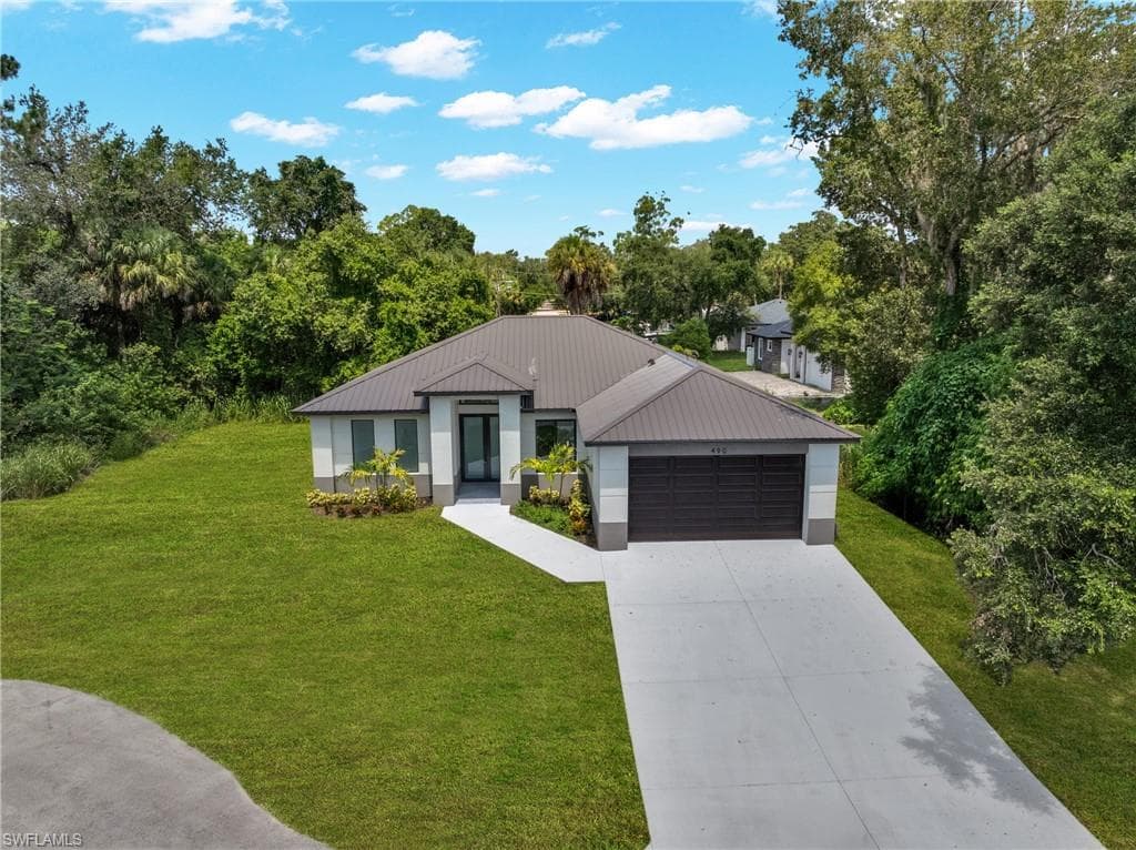 490 Christopher CT LABELLE, FL 33935