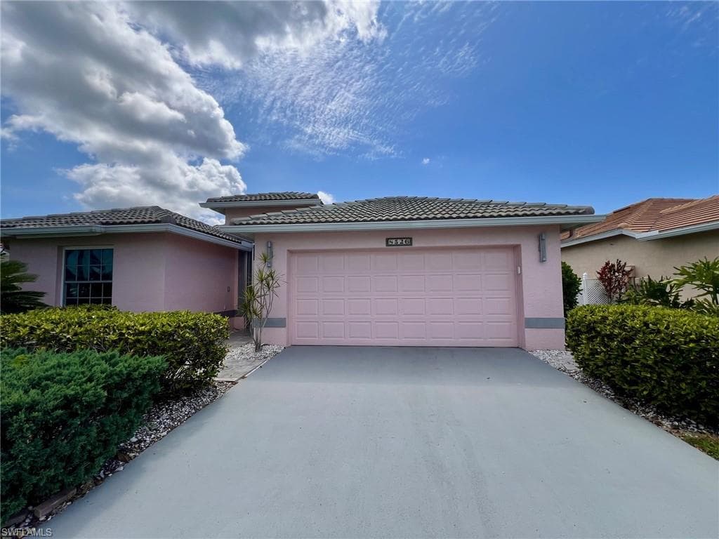 8526 Manderston CT FORT MYERS, FL 33912