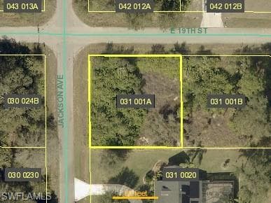 2900 E 19th ST LEHIGH ACRES, FL 33972