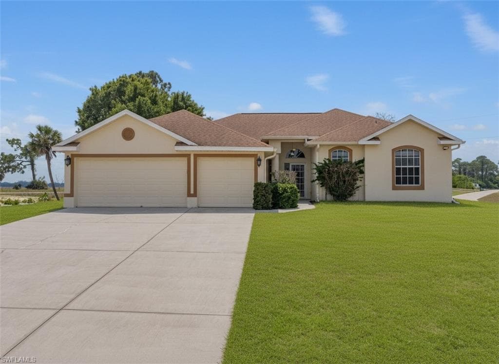 3002 Balsam CT LABELLE, FL 33935