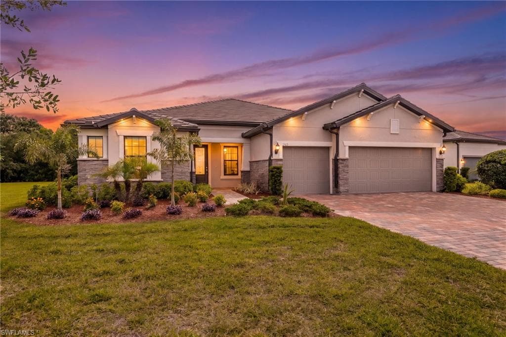 2968 Sagittaria LN ALVA, FL 33920