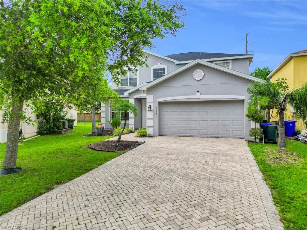 8094 Silver Birch WAY LEHIGH ACRES, FL 33971