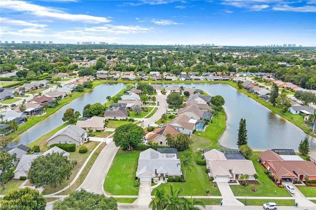 10340 Regent CIR NAPLES, FL 34109