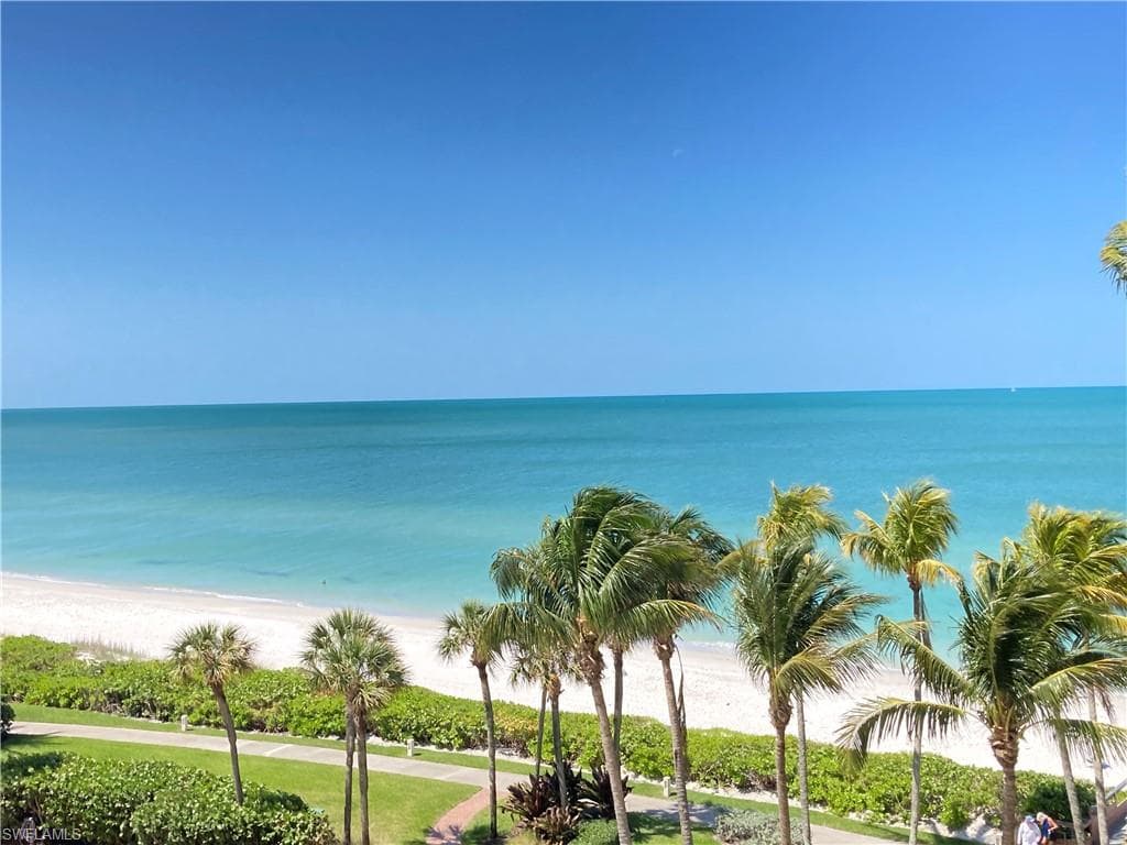 4001 Gulf Shore BLVD N 505 NAPLES, FL 34103