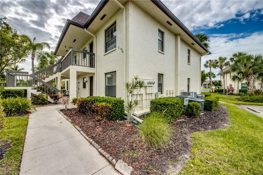 9261 Central Park DR 106 FORT MYERS, FL 33919