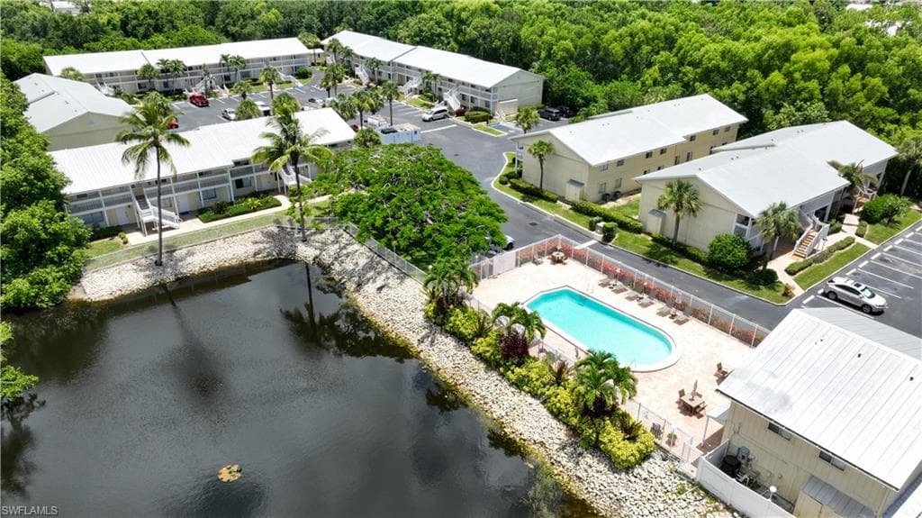 4621 Bayshore DR Q3 NAPLES, FL 34112