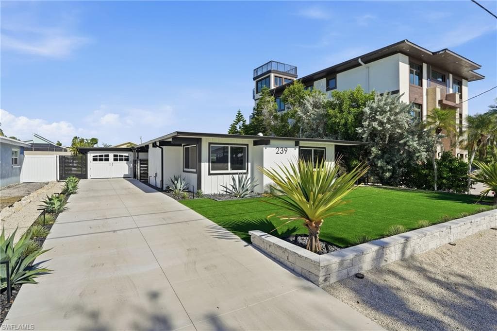 239 Curlew ST FORT MYERS BEACH, FL 33931