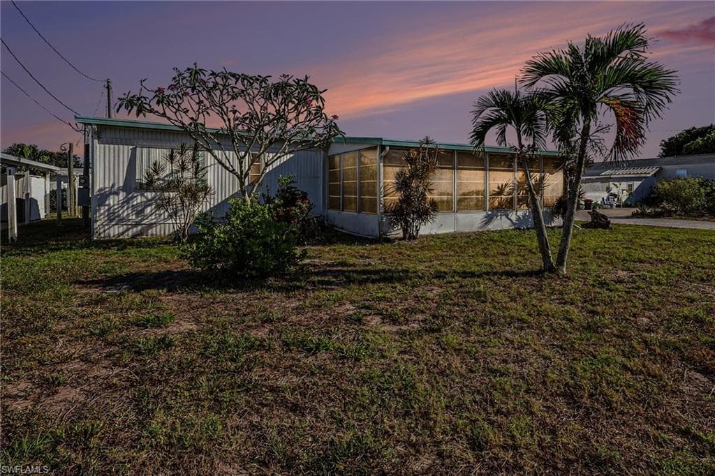 4811 Flamingo DR ST. JAMES CITY, FL 33956