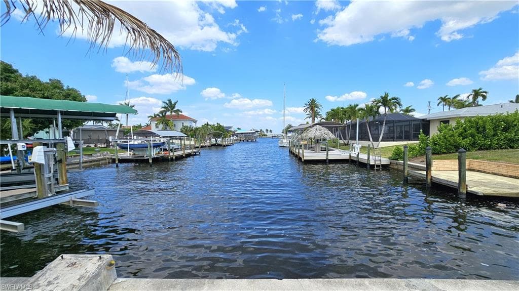 111 SW 58th TER CAPE CORAL, FL 33914