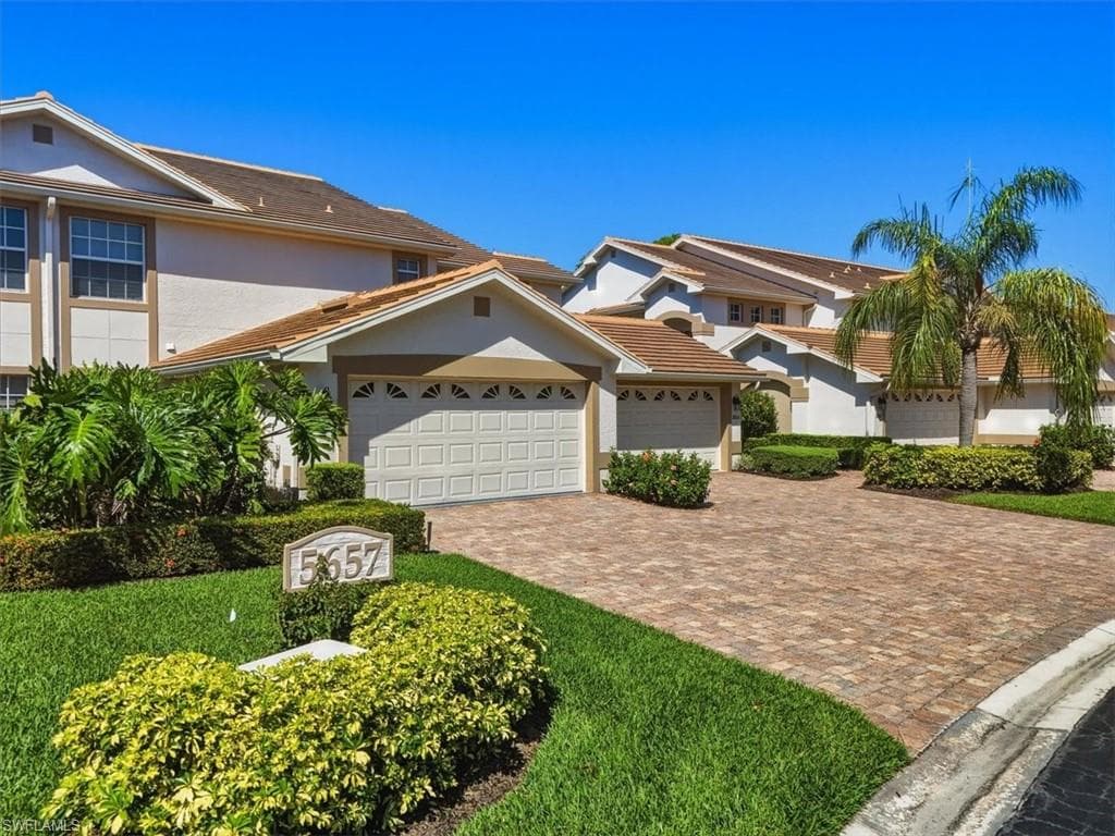 5657 Whisperwood BLVD 204 NAPLES, FL 34110