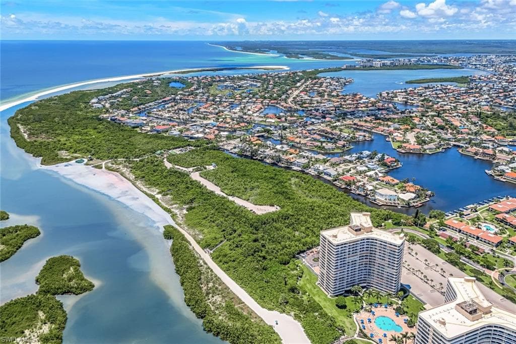 440 Seaview CT 1901 MARCO ISLAND, FL 34145