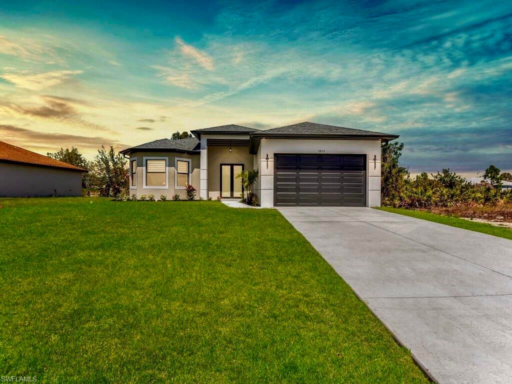 3810 17th ST SW LEHIGH ACRES, FL 33976