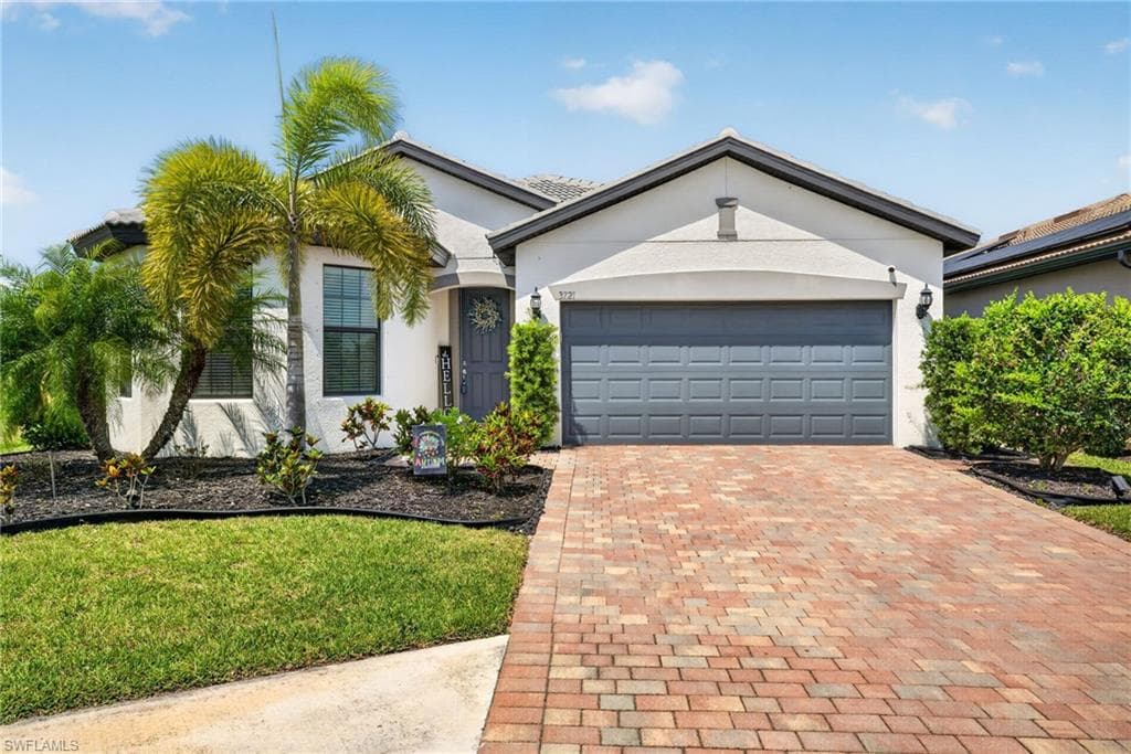 3721 E Hampton CIR ALVA, FL 33920