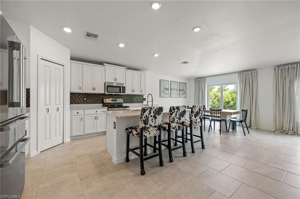 13910 Buckingham Oak DR FORT MYERS, FL 33905