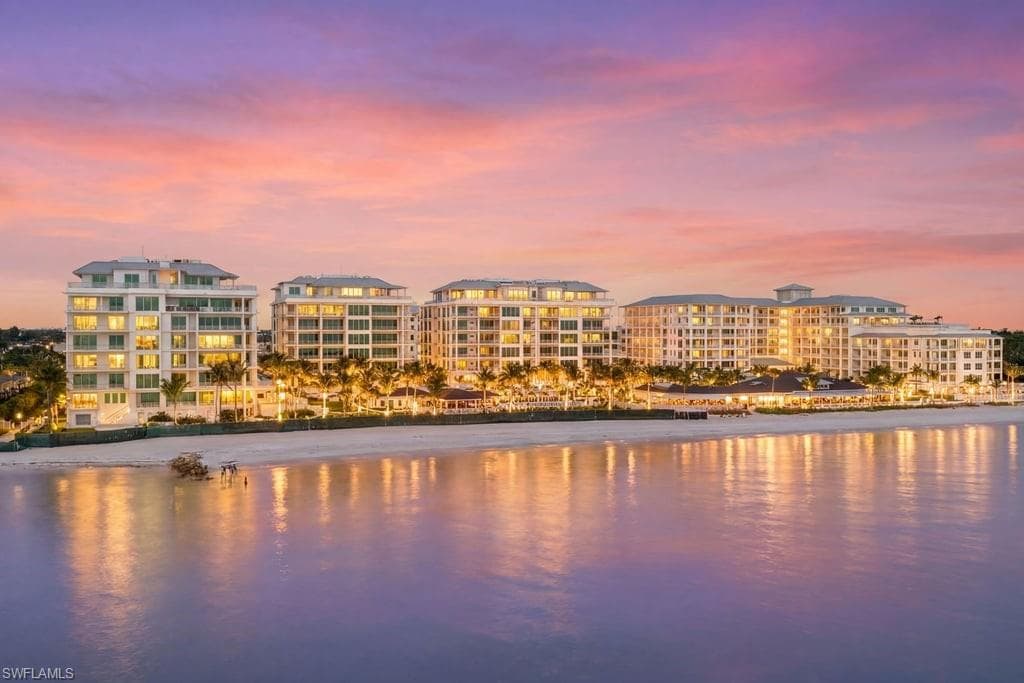 901 GULF SHORE BLVD N C-304 NAPLES, FL 34102