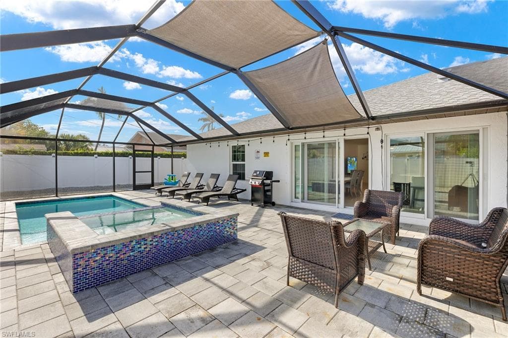 749 91st AVE N NAPLES, FL 34108