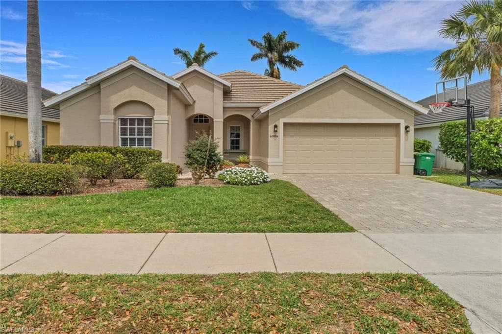 6984 Burnt Sienna CIR NAPLES, FL 34109