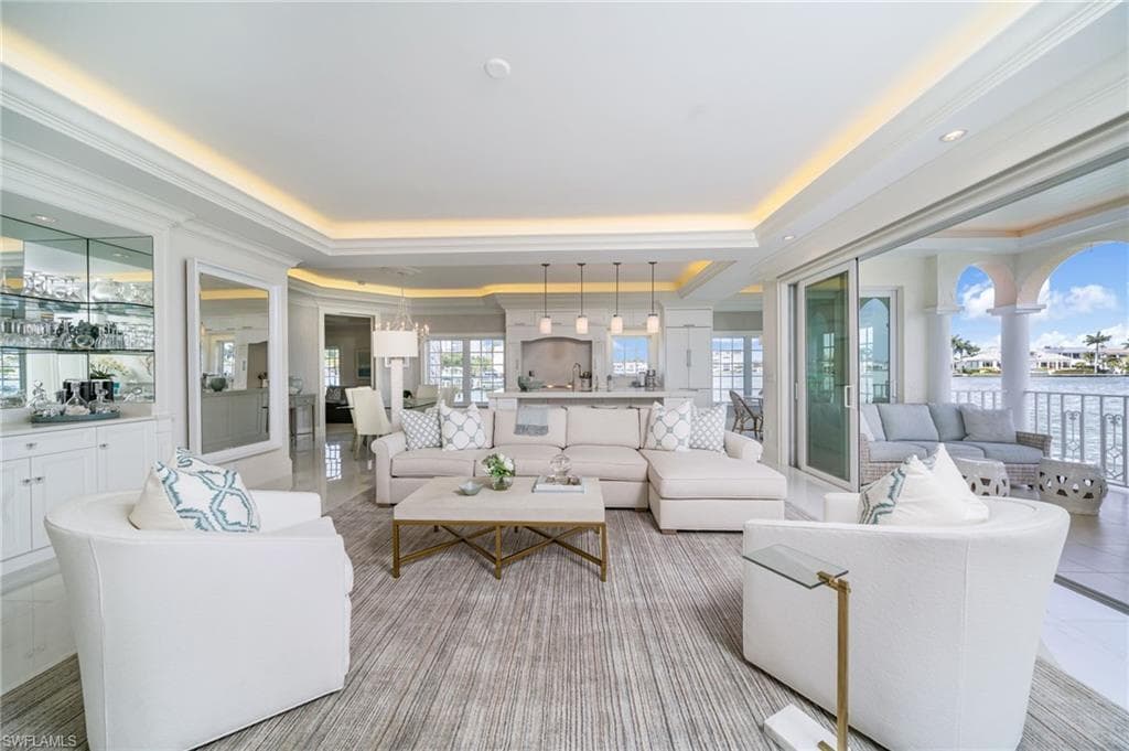 4000 Gulf Shore BLVD N 3300 NAPLES, FL 34103