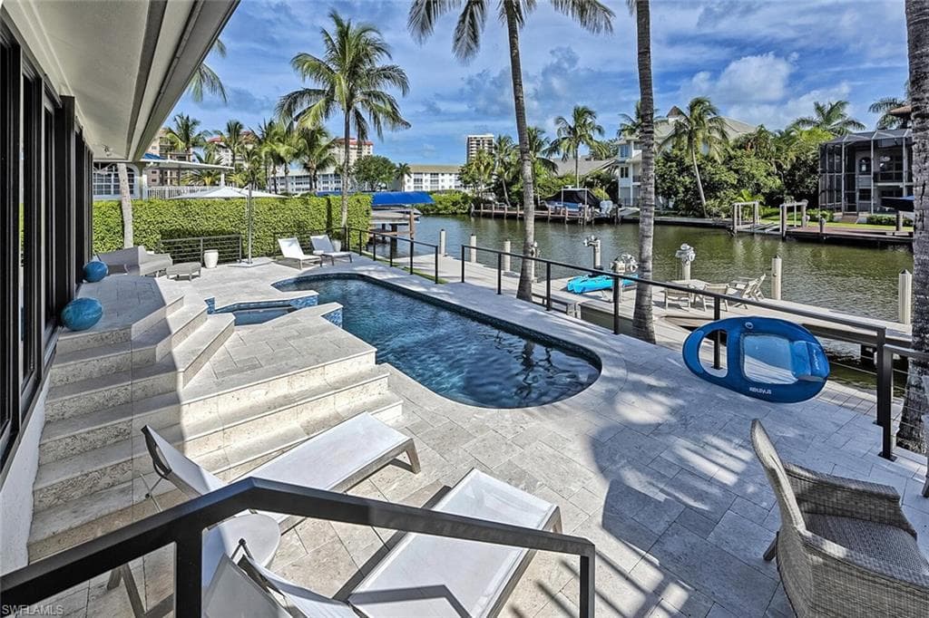159 Conners AVE NAPLES, FL 34108