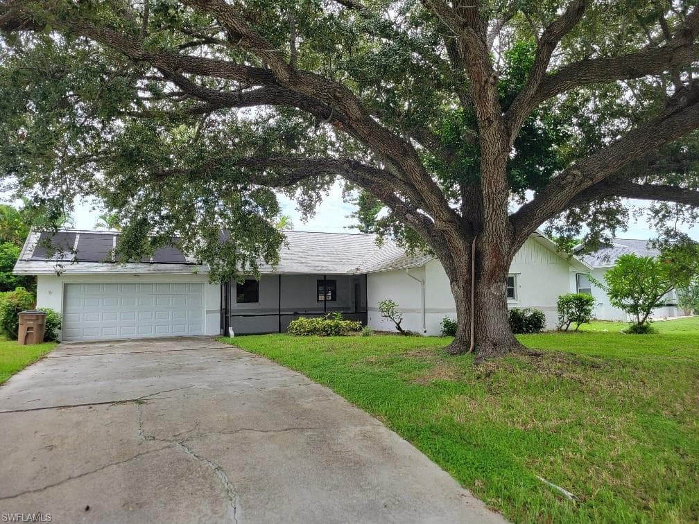 1029 NE Van Loon LN CAPE CORAL, FL 33909