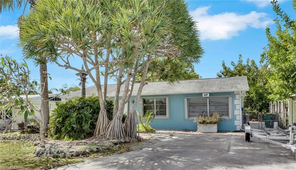 42 4th ST BONITA SPRINGS, FL 34134