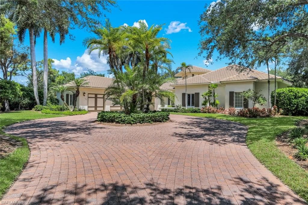 1284 Pocantico LN NAPLES, FL 34110