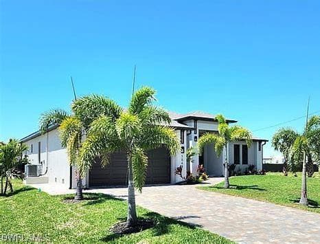 1020 35th AVE CAPE CORAL, FL 33993