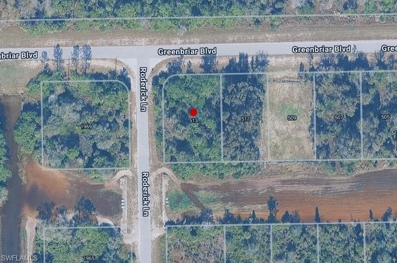 513 Greenbriar BLVD LEHIGH ACRES, FL 33972