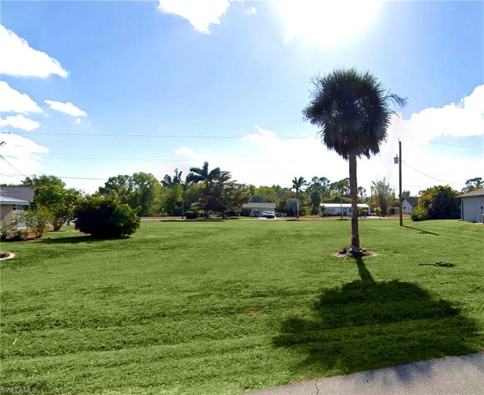 11153 2nd AVE PUNTA GORDA, FL 33955