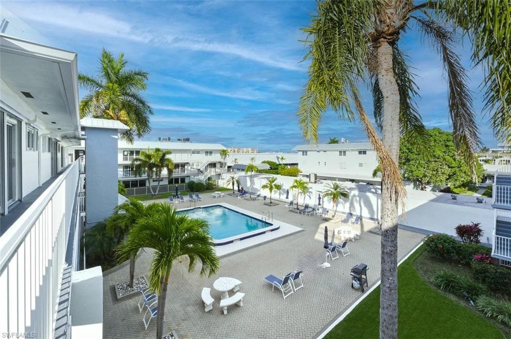 1100 8th AVE S 309C NAPLES, FL 34102