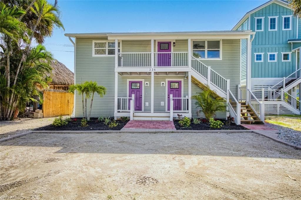 226 Fairweather LN FORT MYERS BEACH, FL 33931