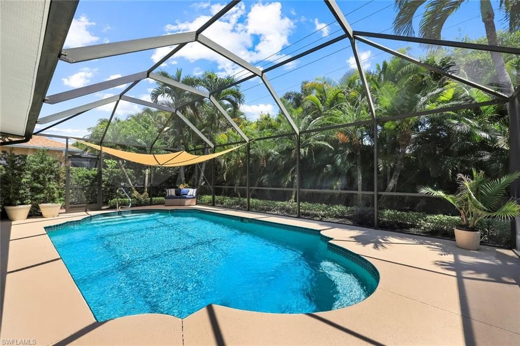 2039 Imperial CIR NAPLES, FL 34110