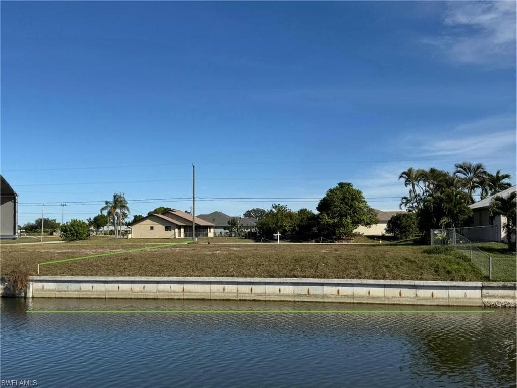 2708 SW 17th AVE CAPE CORAL, FL 33914