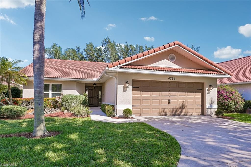 4796 Ganymede CT NAPLES, FL 34105