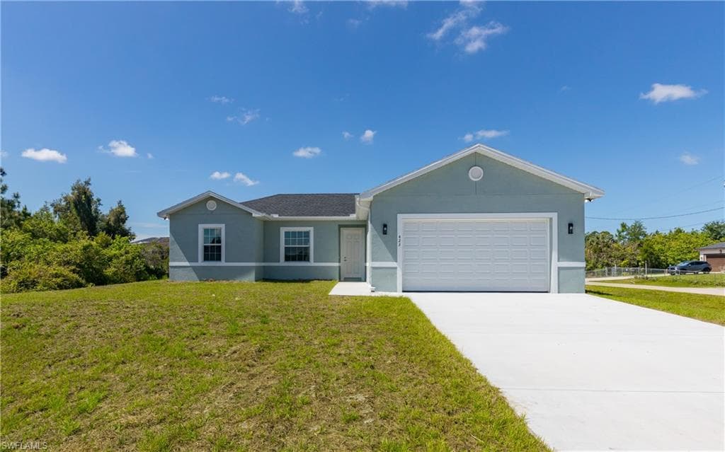423 Yolanda ST LEHIGH ACRES, FL 33972